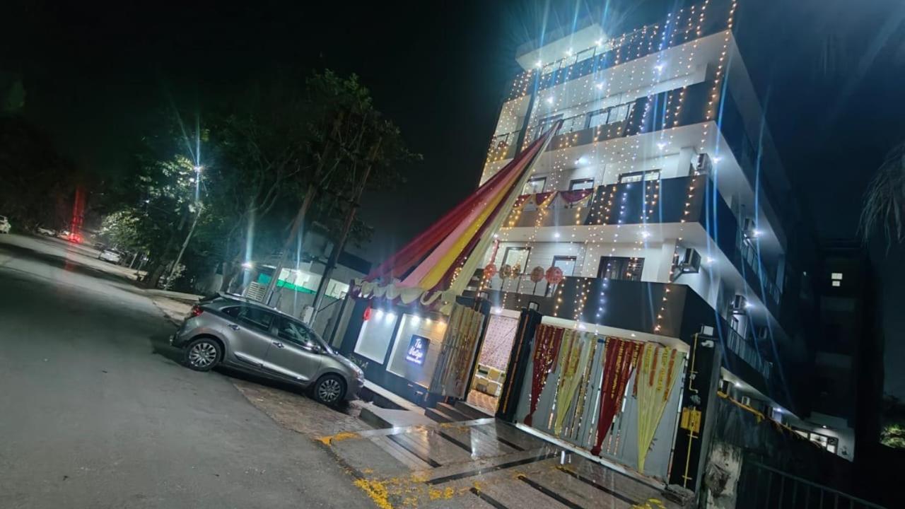 Hotel The Vertigo By Boom Rooms โนอิดา ภายนอก รูปภาพ